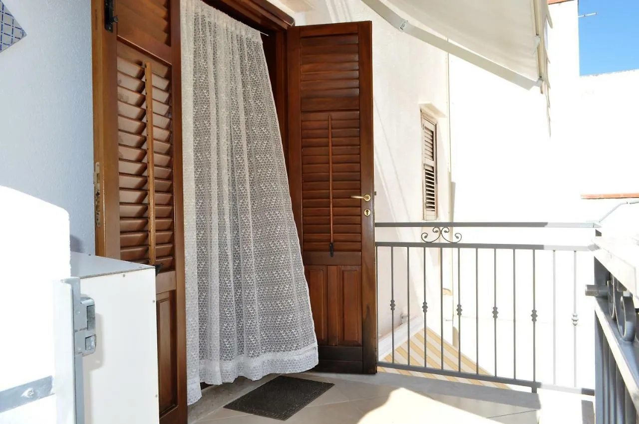 Casa Bianca Del Centro Villa San Vito Lo Capo Italy